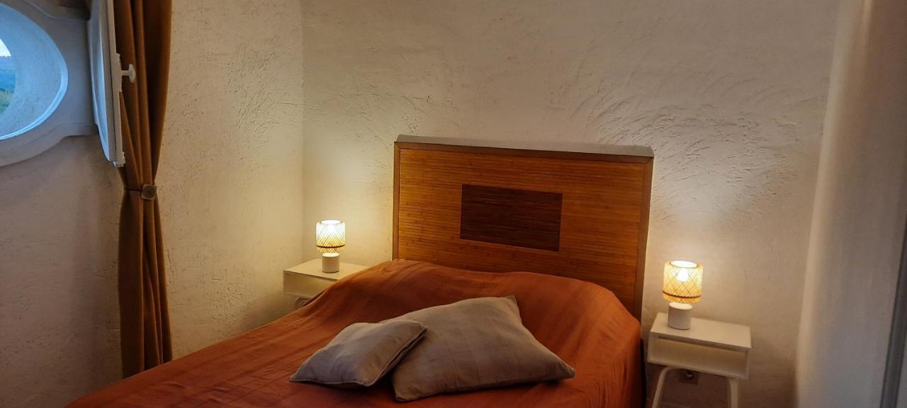 Domaine Des Francobelges - Appartements Lauris Bagian luar foto
