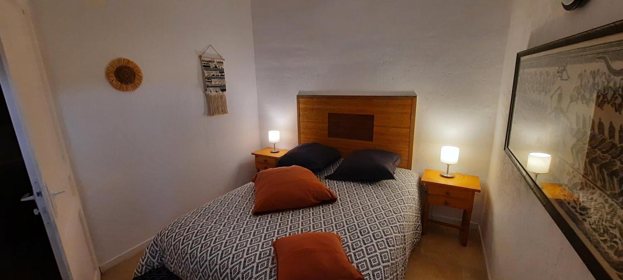 Domaine Des Francobelges - Appartements Lauris Bagian luar foto