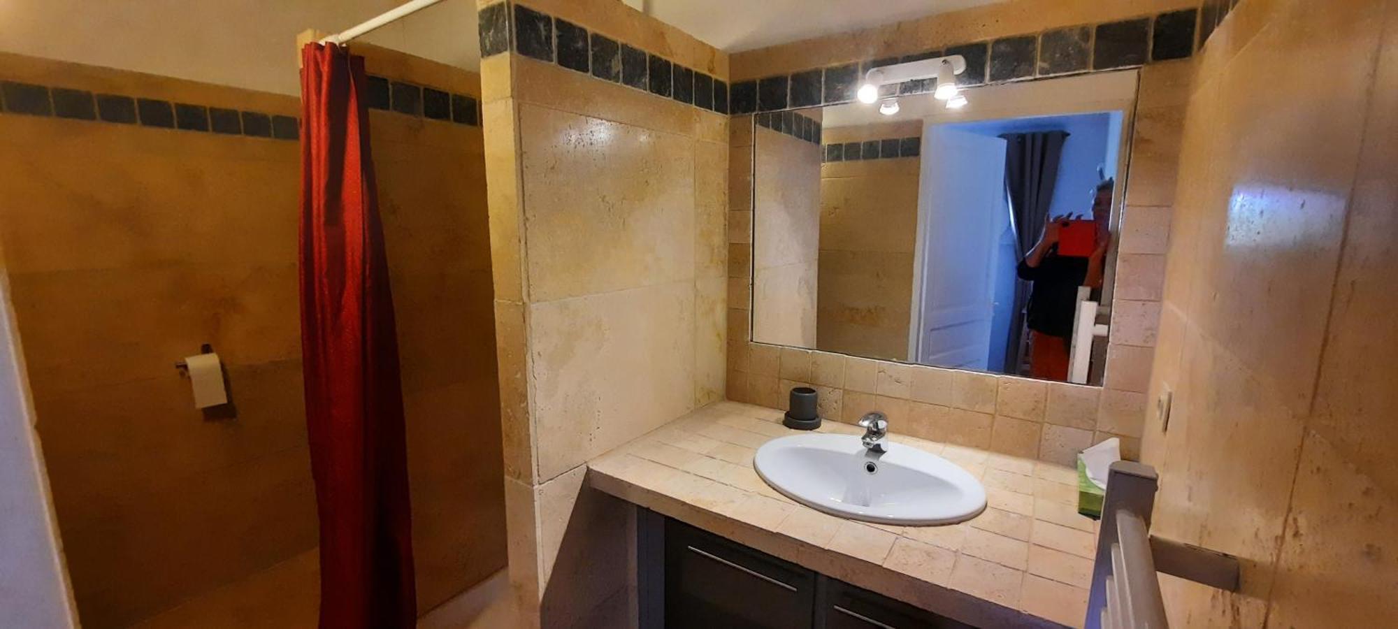 Domaine Des Francobelges - Appartements Lauris Ruang foto